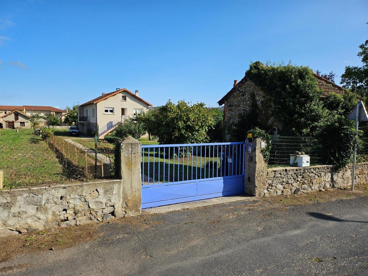 La Bourzede F3 Apartment Langeac Exterior photo